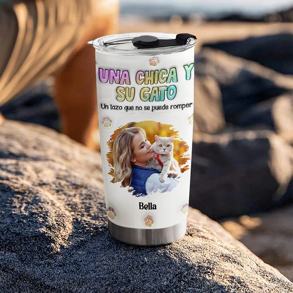 Foto de una chica y su gato – Vaso térmico personalizado con efecto 3D inflado - Image 2