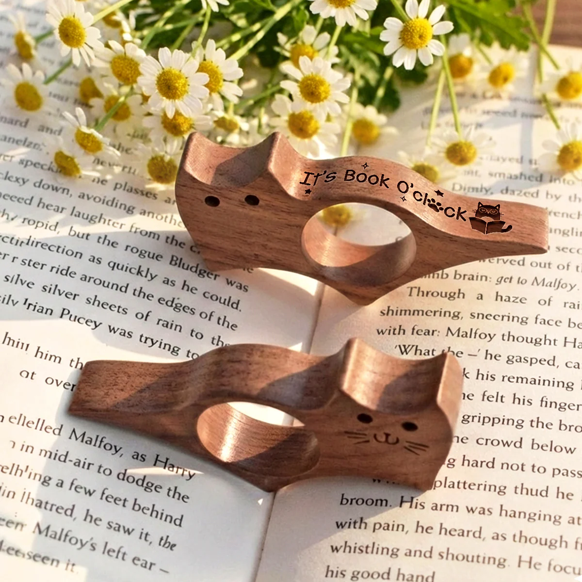 It's Book O'clock - Personalized Custom Cat Book Page Holder - Image 2