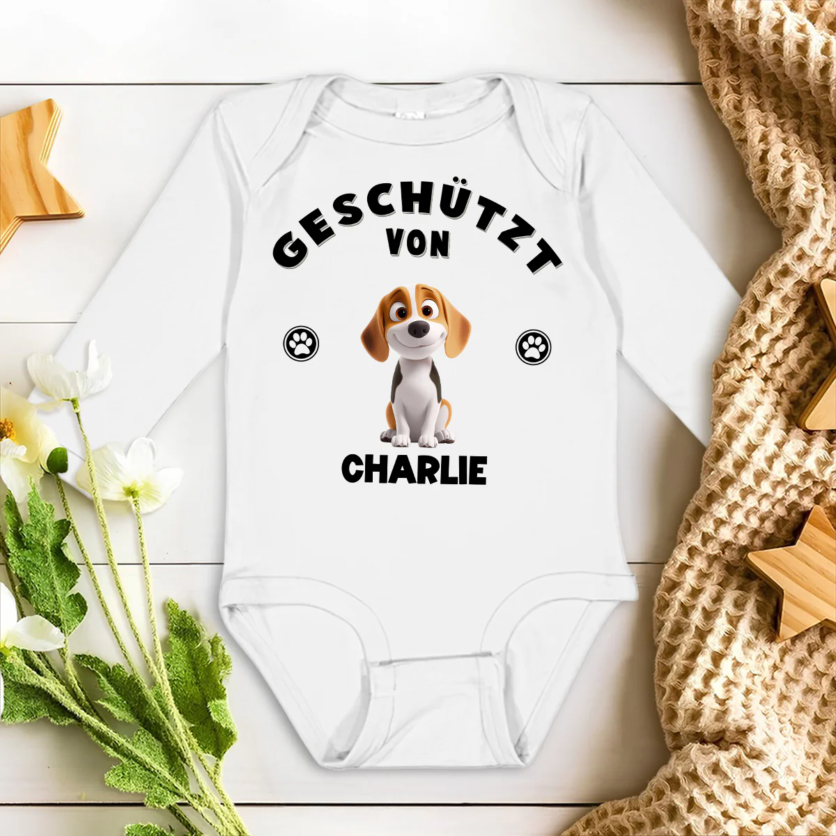 Mensch beschützt von Hunden – Personalisierter Baby-Langarm-Body - Image 2